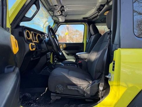 Used 2022 Jeep Wrangler Willys image 13