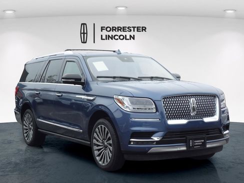 Used 2019 Lincoln Navigator L Reserve w/ Cargo Package image 1