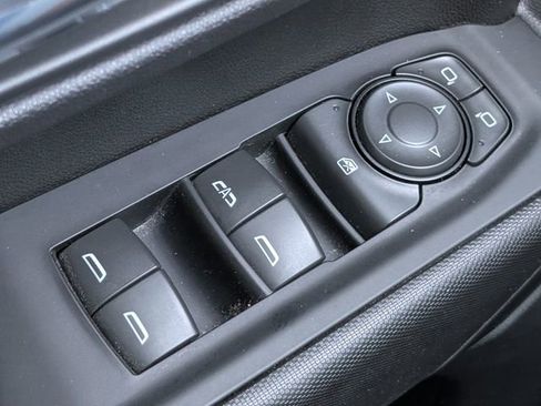 Used 2023 Chevrolet Silverado 1500 Custom image 19