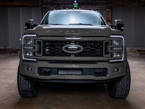 Used 2026 Ford F450 King Ranch w/ Chrome Package image 2