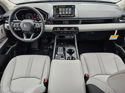 New 2025 Honda Pilot EX-L image 11