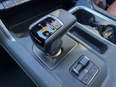 Used 2025 GMC Sierra 1500 Denali Ultimate image 33