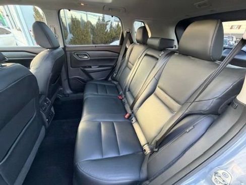 Used 2021 Nissan Rogue SL w/ Premium Package image 25