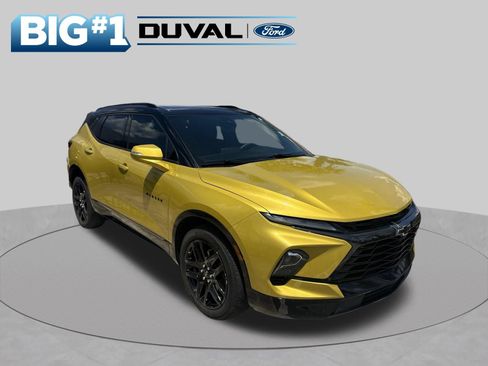 Used 2024 Chevrolet Blazer RS w/ Driver Confidence II Package FWD image 1