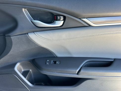 Used 2021 Honda Civic EX-L image 17