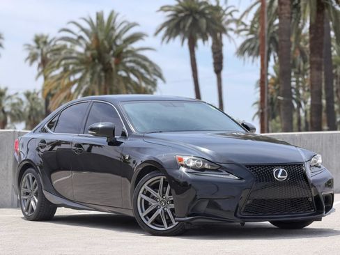 Used 2014 Lexus IS 250 w/ F-Sport Package RWD image 7