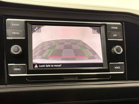 Used 2023 Volkswagen Jetta Sport image 24