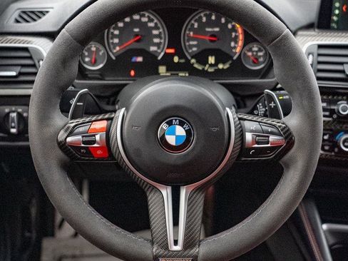 Used 2018 BMW M4 Coupe image 19