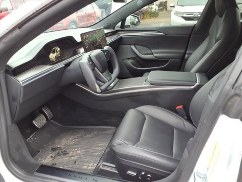 Used 2021 Tesla Model S Plaid image 10