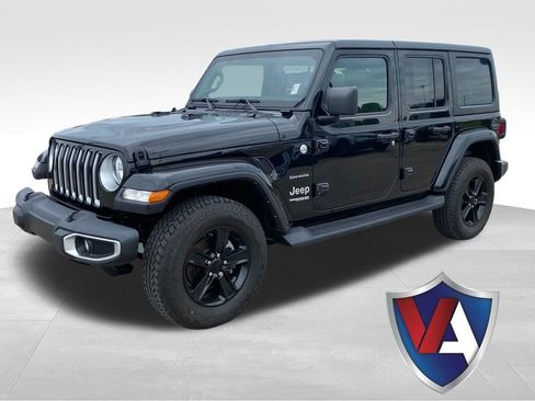 Used 2022 Jeep Wrangler Unlimited Sahara w/ Cold Weather Group AWD/4WD image 1