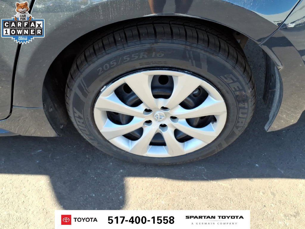Used 2024 Toyota Corolla LE FWD image 11