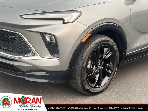 Used 2025 Buick Encore GX Sport Touring w/ Comfort Package FWD image 9
