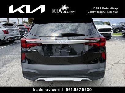 Used 2023 Kia Seltos LX