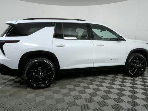 New 2026 Chevrolet Traverse RS w/ LPO, Floor Liner Package image 29