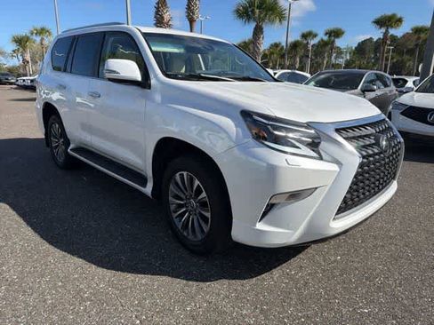 Used 2023 Lexus GX 460 Luxury w/ Accessory Package image 10