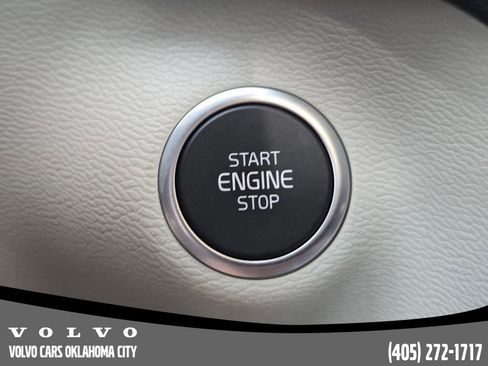 Used 2026 Volvo XC40 B5 Plus w/ Protection Package Premier image 23