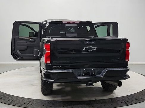 Used 2024 Chevrolet Silverado 2500 High Country w/ High Country Premium Package AWD/4WD image 14