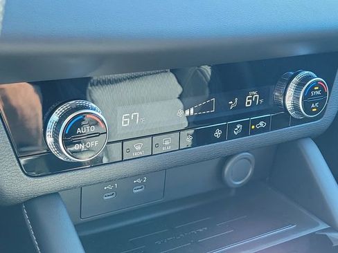 New 2026 Mitsubishi Outlander ES image 30