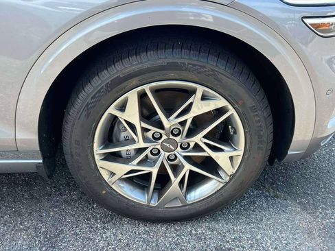 Certified 2023 Genesis GV70 2.5T w/ Advanced Package AWD/4WD image 8