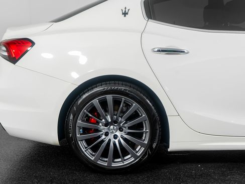 Used 2023 Maserati Ghibli Modena image 8