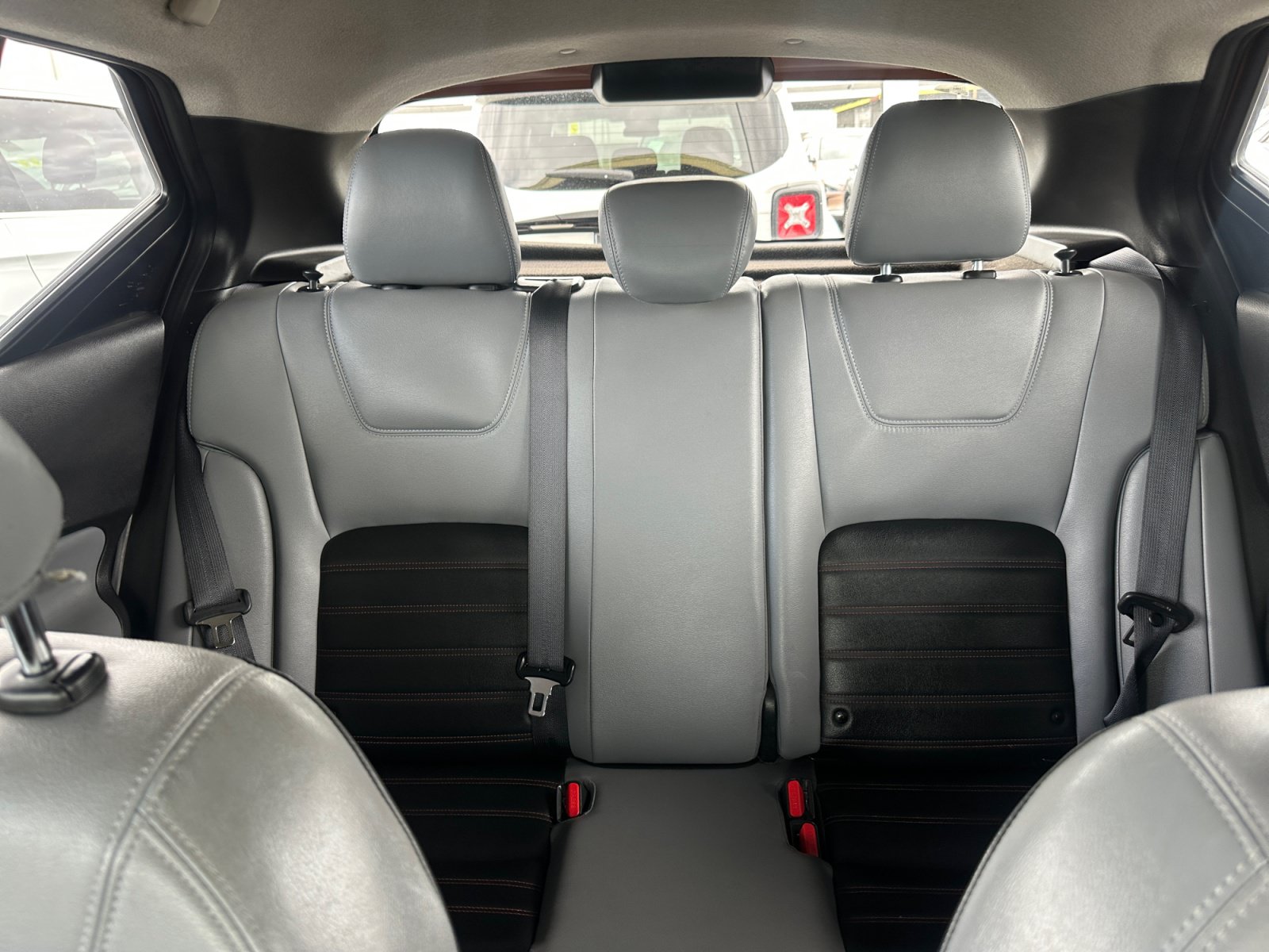 Used 2023 Nissan Kicks SR w/ SR Premium Package FWD image 25