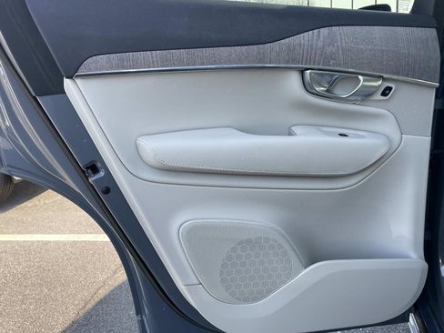 Certified 2023 Volvo XC90 T8 Plus image 11