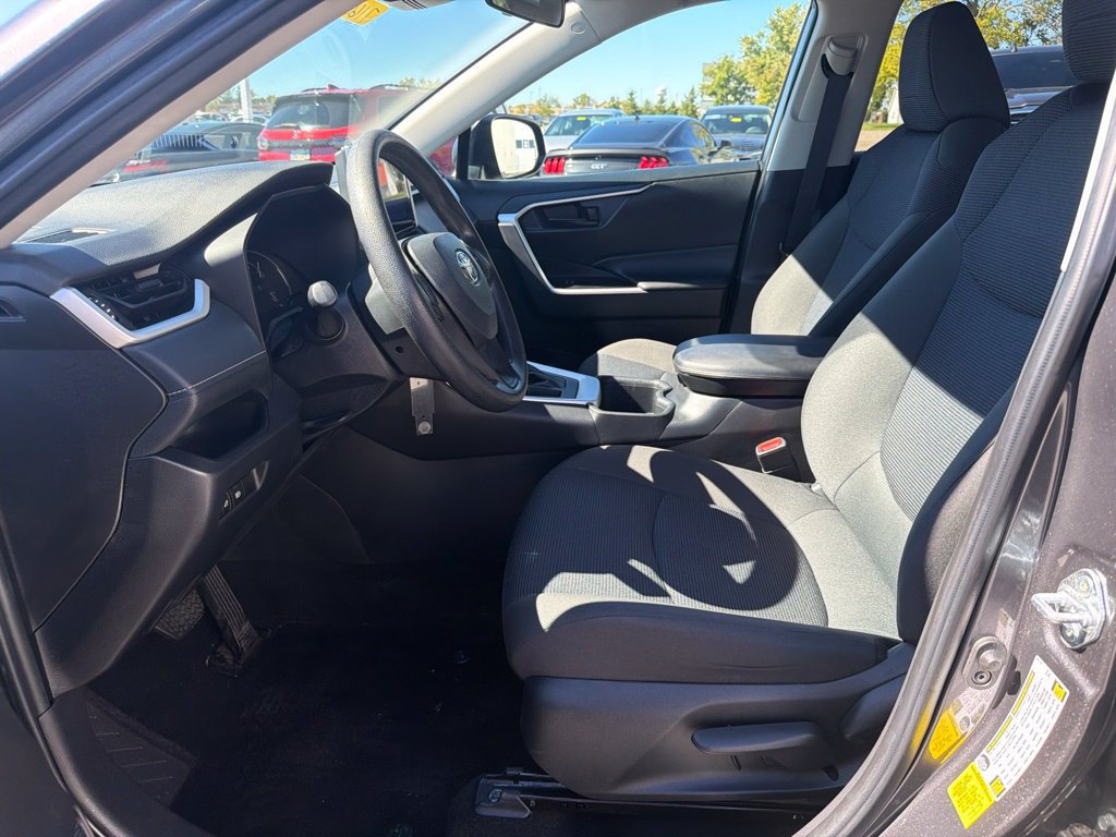 Used 2024 Toyota RAV4 LE FWD image 22