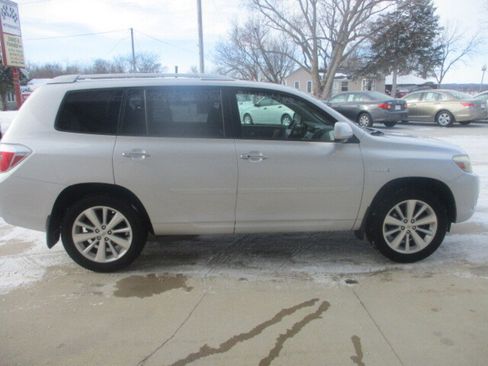 Used 2009 Toyota Highlander Limited image 2