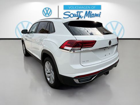 Used 2022 Volkswagen Atlas Cross Sport SE image 5