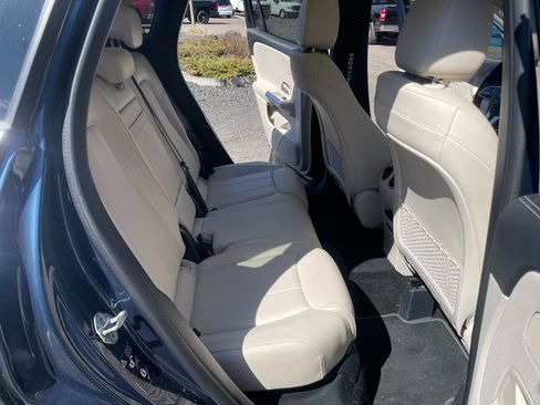 Used 2021 Mercedes-Benz GLA 250 4MATIC image 27