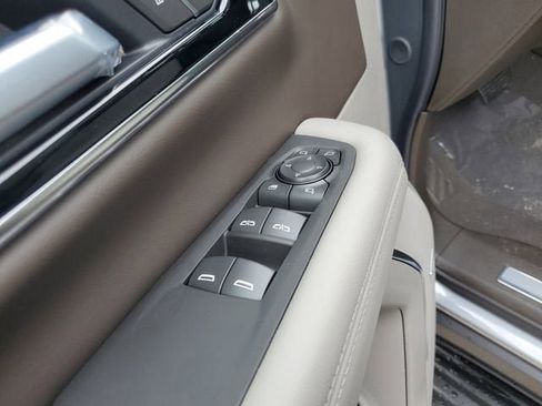 New 2026 GMC Yukon XL Elevation w/ Elevation Premium Package image 18