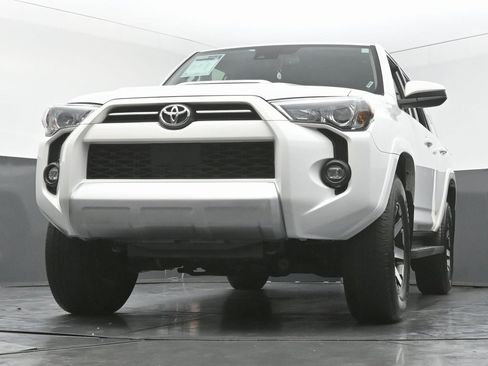 Used 2024 Toyota 4Runner TRD Off-Road image 51