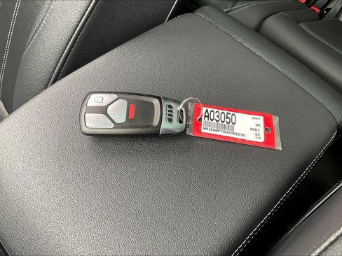 Used 2022 Audi Q5 2.0T Premium Plus w/ Premium Plus Package image 31