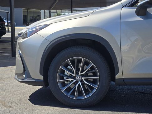 Used 2024 Lexus NX 350 AWD image 8