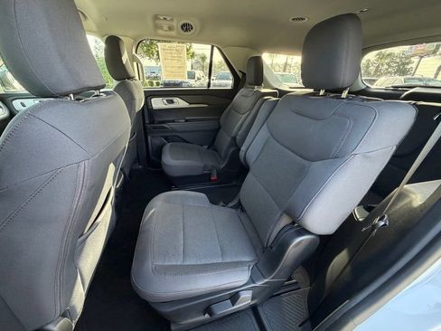 Used 2026 Ford Explorer Active RWD image 24