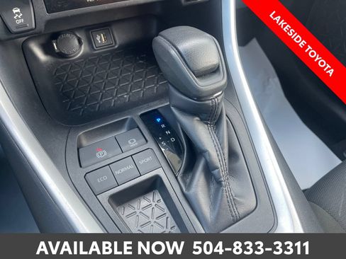 Certified 2025 Toyota RAV4 XLE FWD image 31