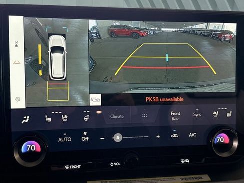 Certified 2026 Lexus TX 500h AWD w/ Technology Package image 17