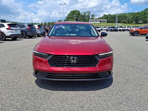 Certified 2025 Honda Accord SE image 2