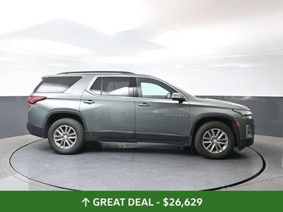 Used 2023 Chevrolet Traverse LT