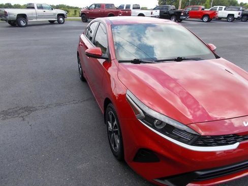 Used 2023 Kia Forte LXS w/ LXS Technology Package FWD image 10
