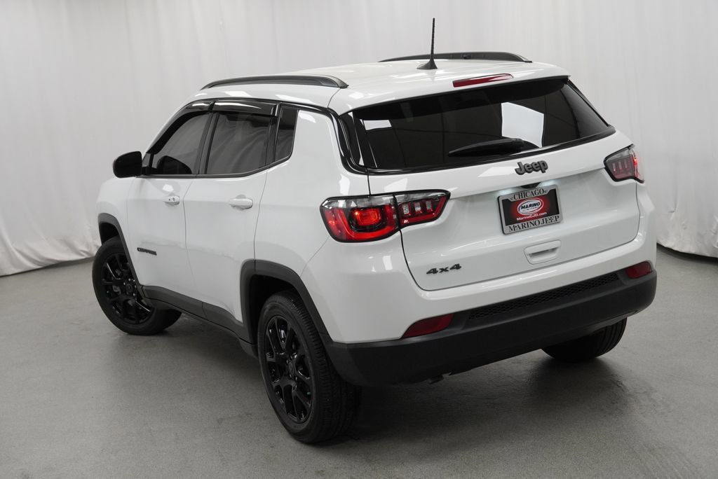 Certified 2025 Jeep Compass Latitude w/ Altitude Special Edition AWD/4WD image 21
