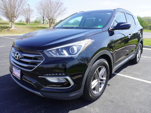Used 2017 Hyundai Santa Fe Sport image 8