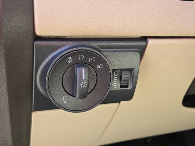 Used 2010 Lincoln MKX 2WD image 24