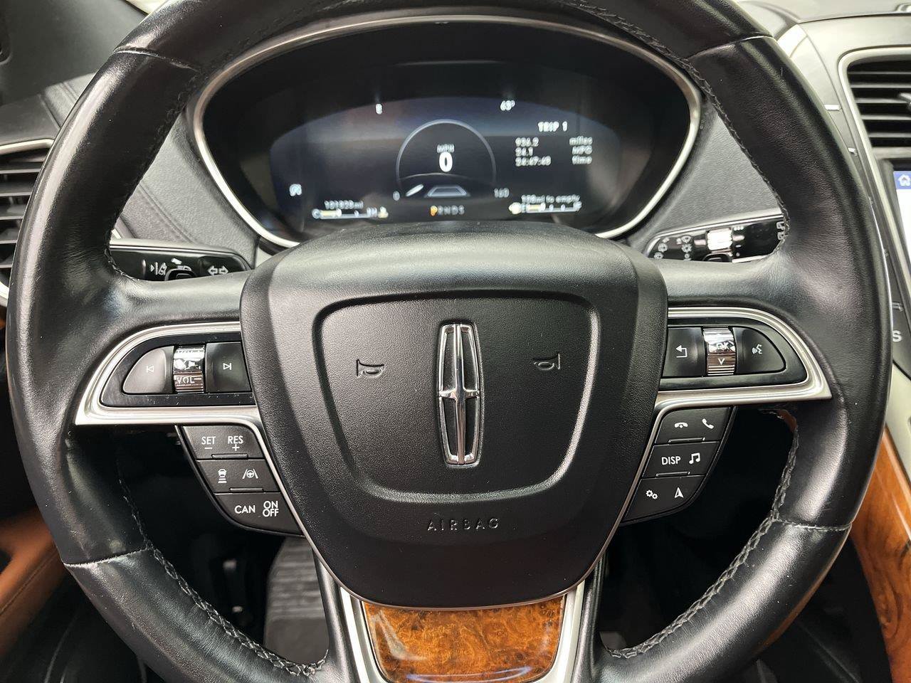 Used 2020 Lincoln Nautilus Reserve AWD/4WD image 17