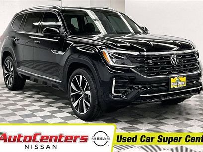 Used 2025 Volkswagen Atlas SEL Premium R-Line
