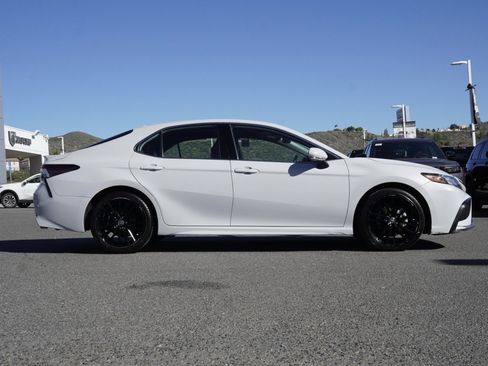 Used 2024 Toyota Camry XSE image 3