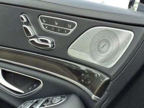 Used 2020 Mercedes-Benz S 450 Sedan image 27