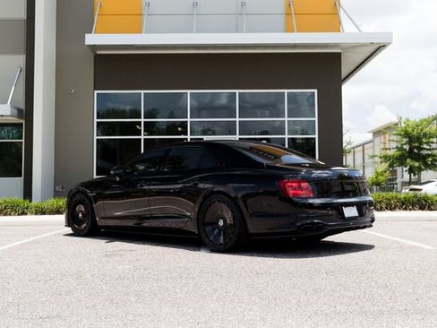 Used 2023 Bentley Flying Spur Azure AWD/4WD image 5