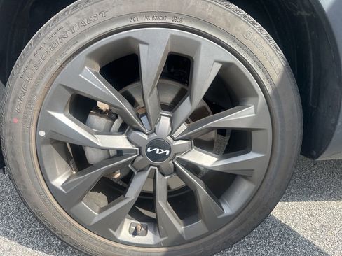 Used 2023 Kia Sorento SX Prestige image 10