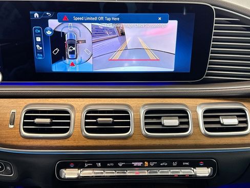 Certified 2025 Mercedes-Benz GLE 350 4MATIC w/ Winter Package image 14